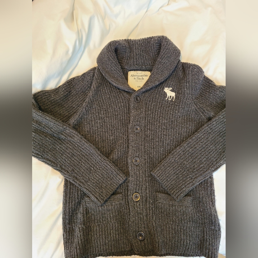 Abercrombie & Fitch Men's Shawl Collar Gray Cardigan Sweater